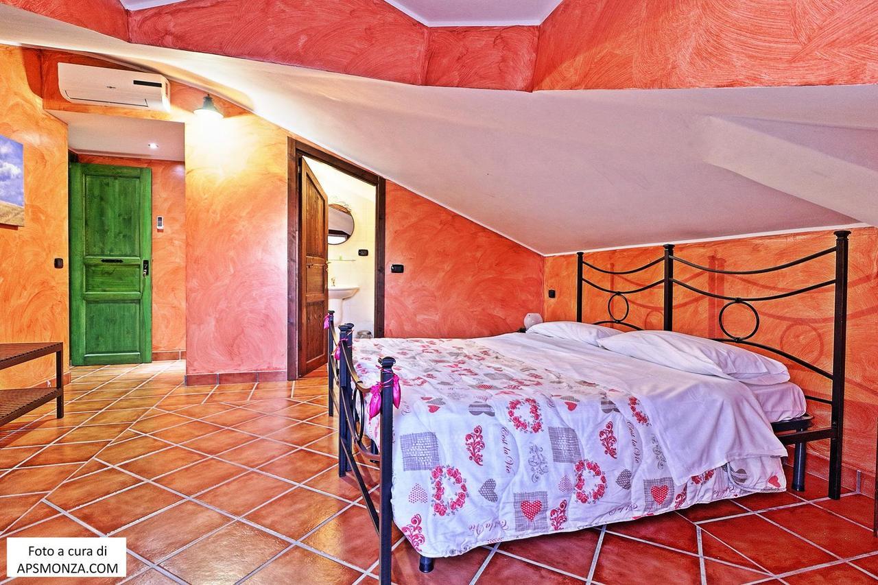 Hotel Casale Del Vento Aprilia Esterno foto